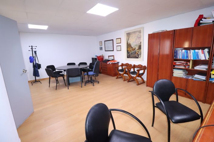 Image No.39-5 Bed Villa for sale