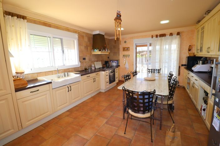 Image No.7-5 Bed Villa for sale