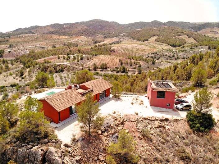 Image No.1-3 Bed Villa for sale