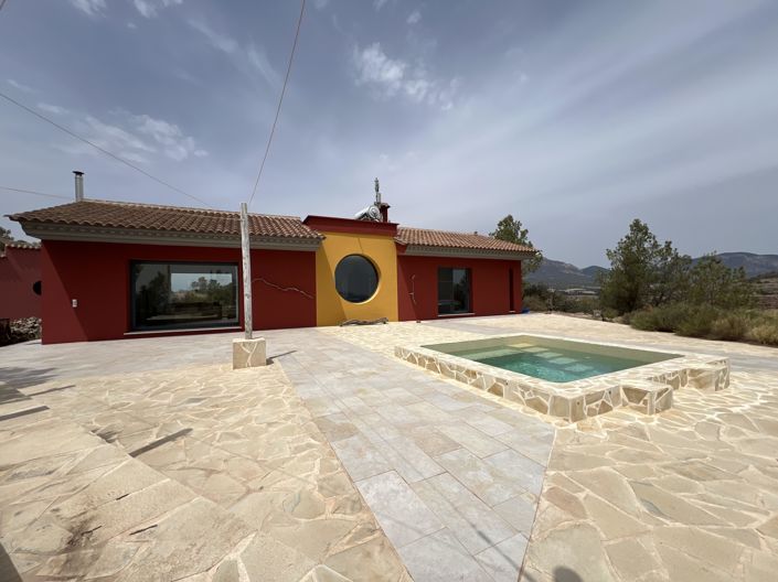 Image No.5-3 Bed Villa for sale