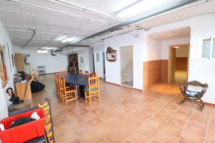 Image No.36-7 Bed Villa for sale