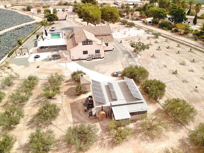 Image No.4-7 Bed Villa for sale