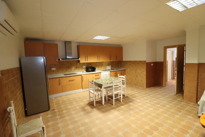 Image No.40-7 Bed Villa for sale