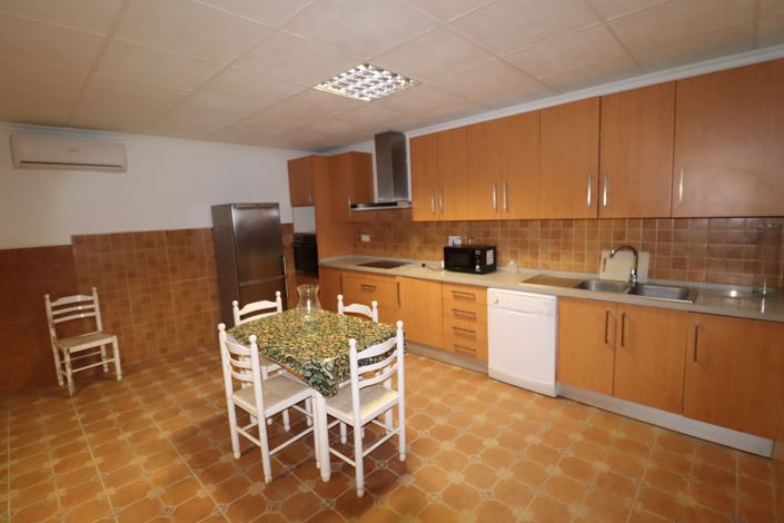 Image No.42-7 Bed Villa for sale