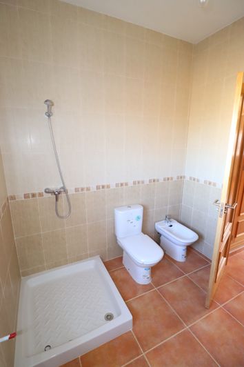 Image No.36-3 Bed Villa for sale