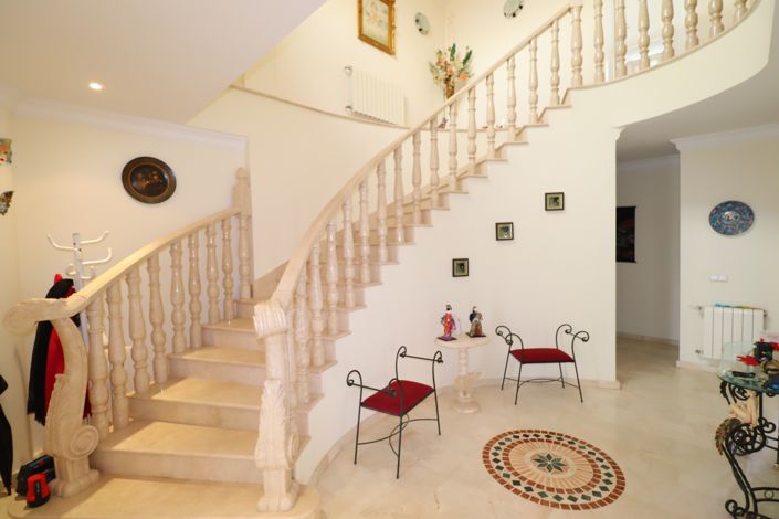 Image No.25-6 Bed Villa for sale