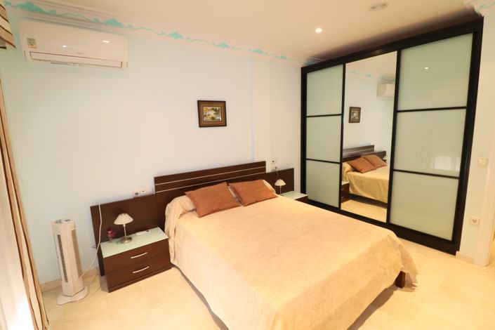 Image No.30-6 Bed Villa for sale