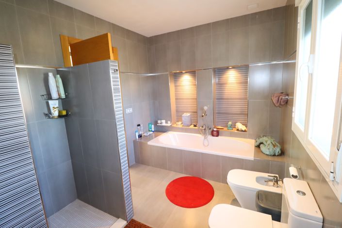 Image No.39-3 Bed Villa for sale