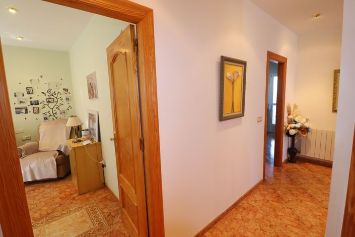 Image No.18-5 Bed Villa for sale