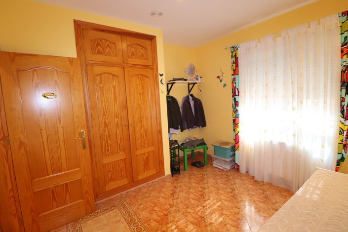 Image No.26-5 Bed Villa for sale