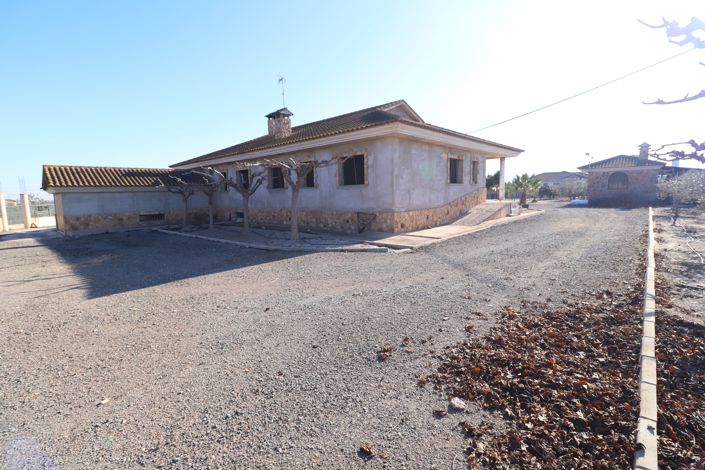 Image No.6-4 Bed Villa for sale