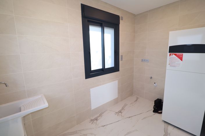 Image No.22-3 Bed Villa for sale