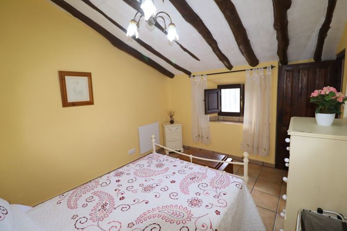 Image No.26-4 Bed Cortijo for sale