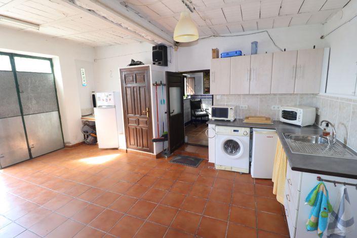 Image No.40-4 Bed Cortijo for sale