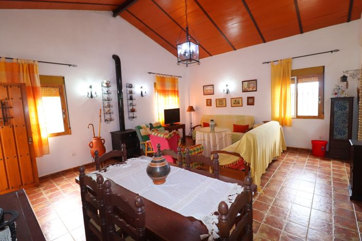 Image No.12-4 Bed Villa for sale