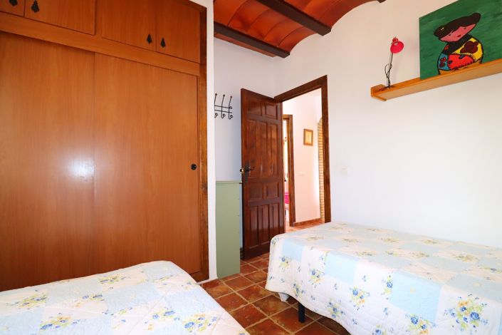 Image No.19-4 Bed Villa for sale