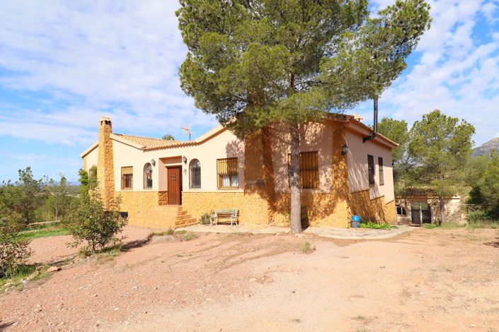 Image No.3-4 Bed Villa for sale