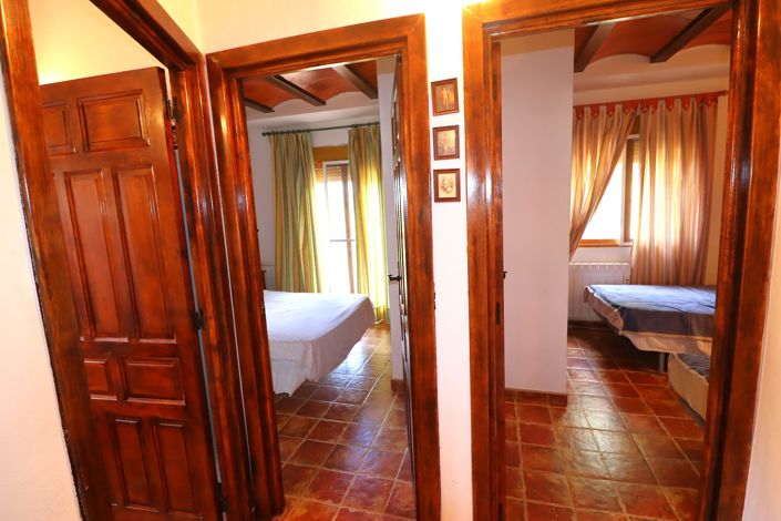 Image No.31-4 Bed Villa for sale