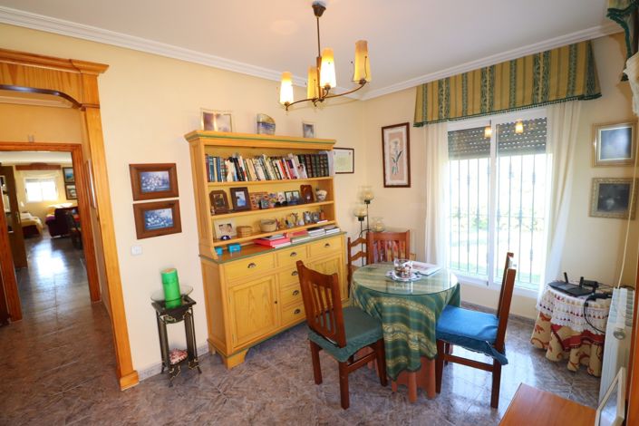 Image No.15-5 Bed Villa for sale