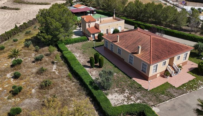 Image No.1-5 Bed Villa for sale