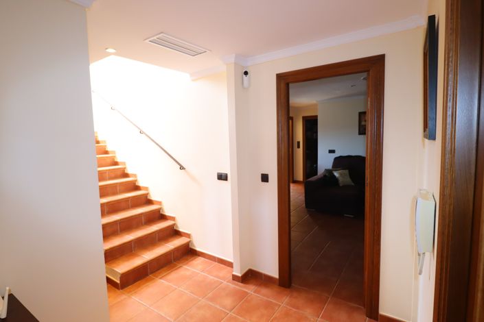 Image No.13-4 Bed Villa for sale