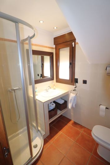 Image No.6-4 Bed Villa for sale