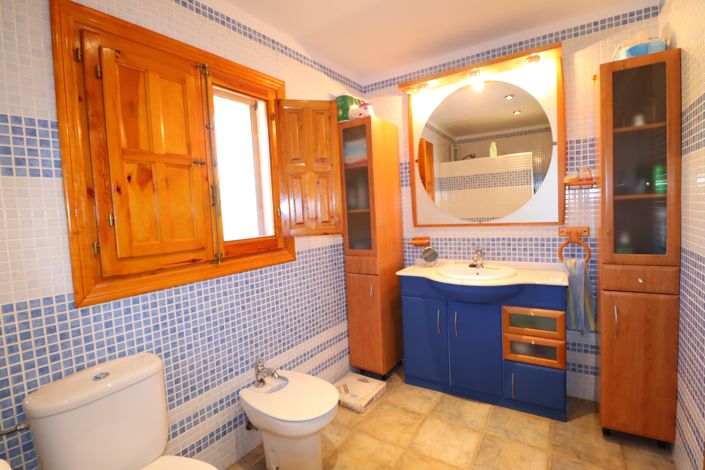 Image No.10-8 Bed Cortijo for sale