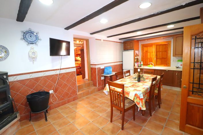 Image No.12-8 Bed Cortijo for sale