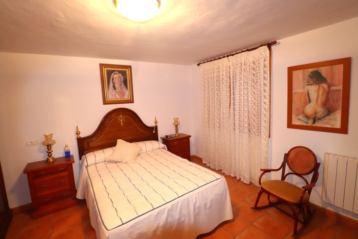 Image No.22-8 Bed Cortijo for sale