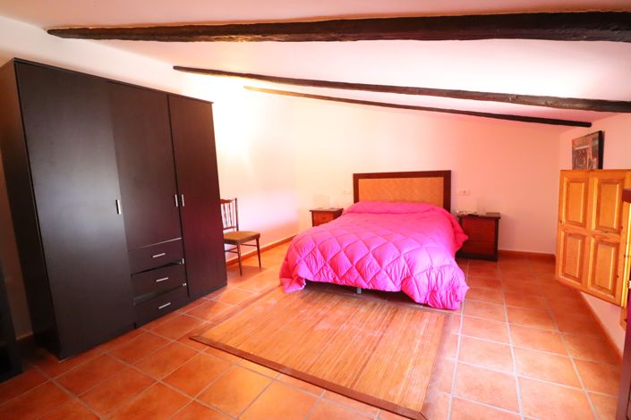 Image No.27-8 Bed Cortijo for sale