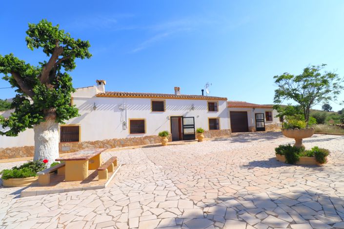 Image No.3-8 Bed Cortijo for sale