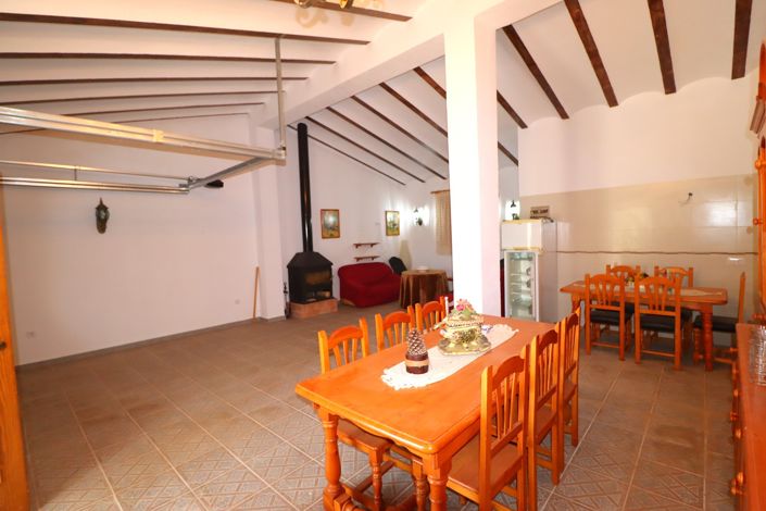 Image No.38-8 Bed Cortijo for sale