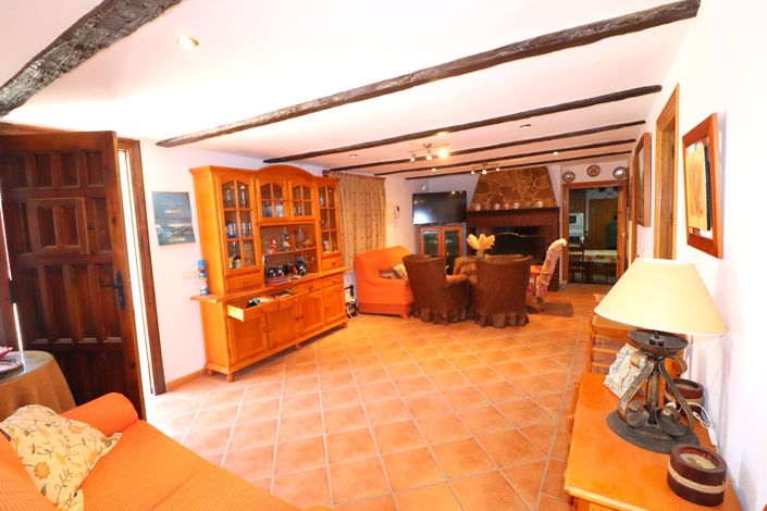 Image No.4-8 Bed Cortijo for sale