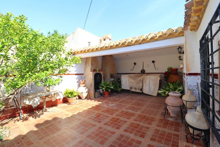 Image No.41-8 Bed Cortijo for sale