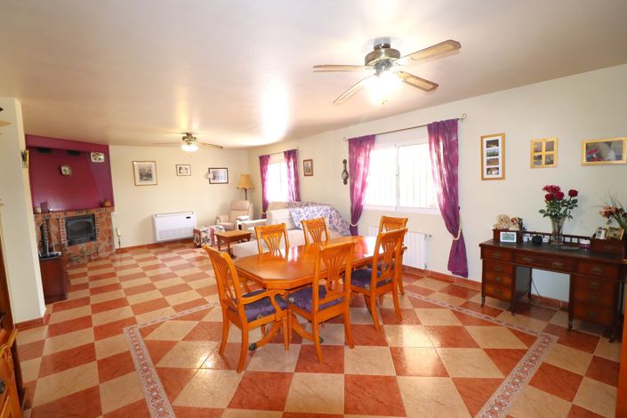 Image No.10-5 Bed Villa for sale