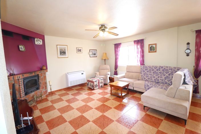 Image No.12-5 Bed Villa for sale