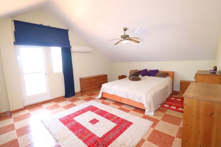 Image No.31-5 Bed Villa for sale