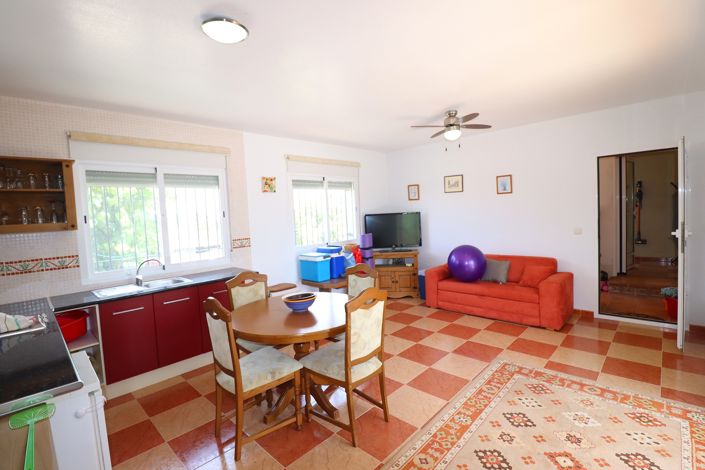 Image No.38-5 Bed Villa for sale