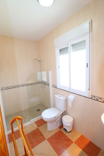 Image No.41-5 Bed Villa for sale