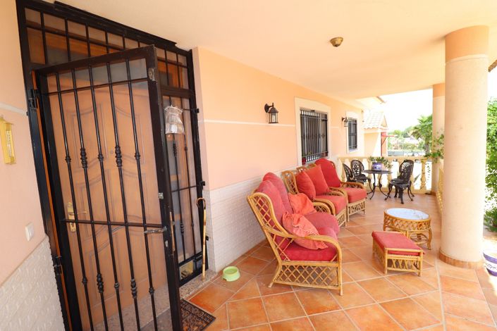 Image No.8-5 Bed Villa for sale