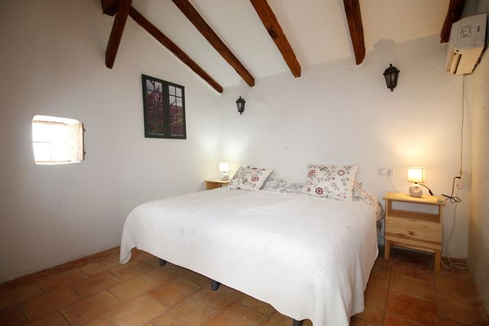 Image No.40-6 Bed Cortijo for sale
