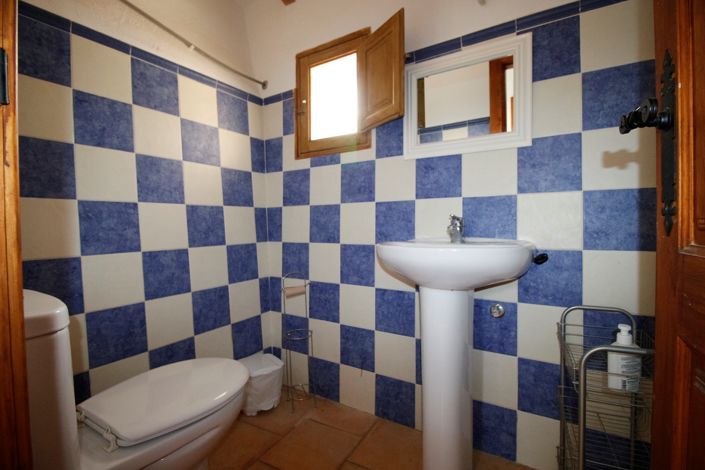 Image No.41-6 Bed Cortijo for sale