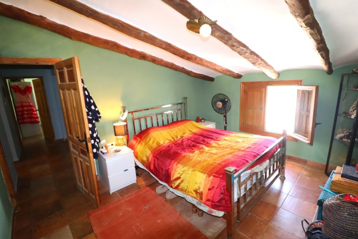 Image No.29-4 Bed Cortijo for sale