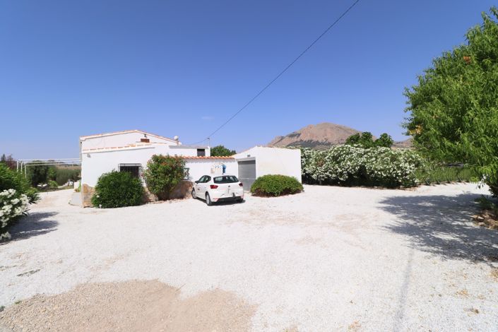 Image No.4-4 Bed Cortijo for sale
