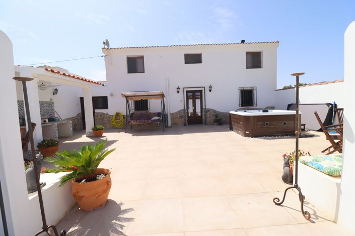 Image No.33-4 Bed Cortijo for sale