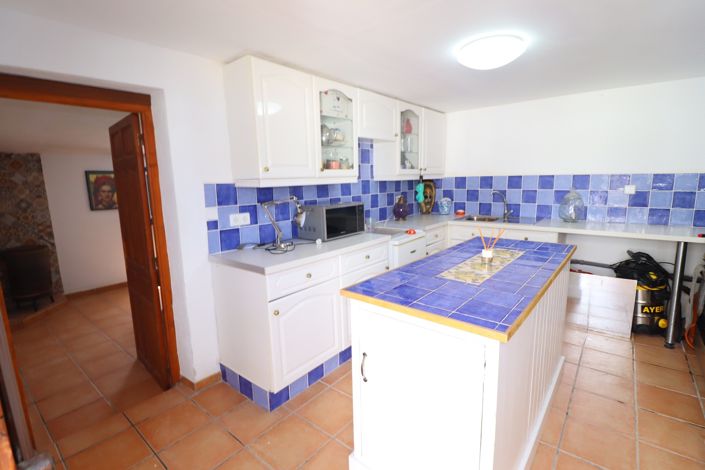 Image No.43-4 Bed Cortijo for sale