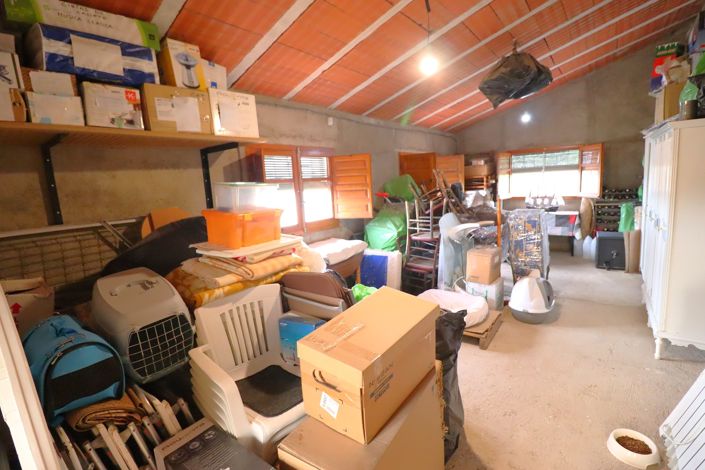 Image No.36-4 Bed Country House for sale