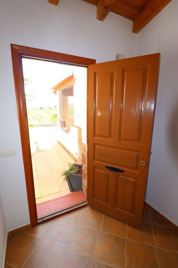 Image No.19-3 Bed Villa for sale