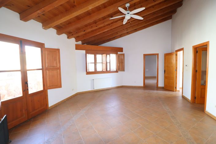 Image No.20-3 Bed Villa for sale