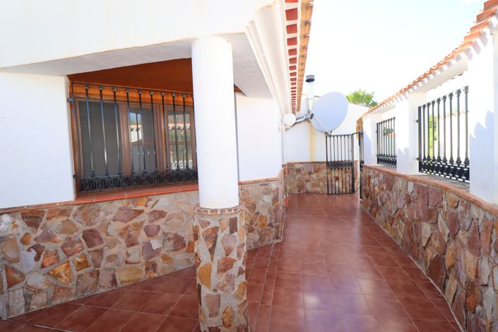 Image No.44-3 Bed Villa for sale